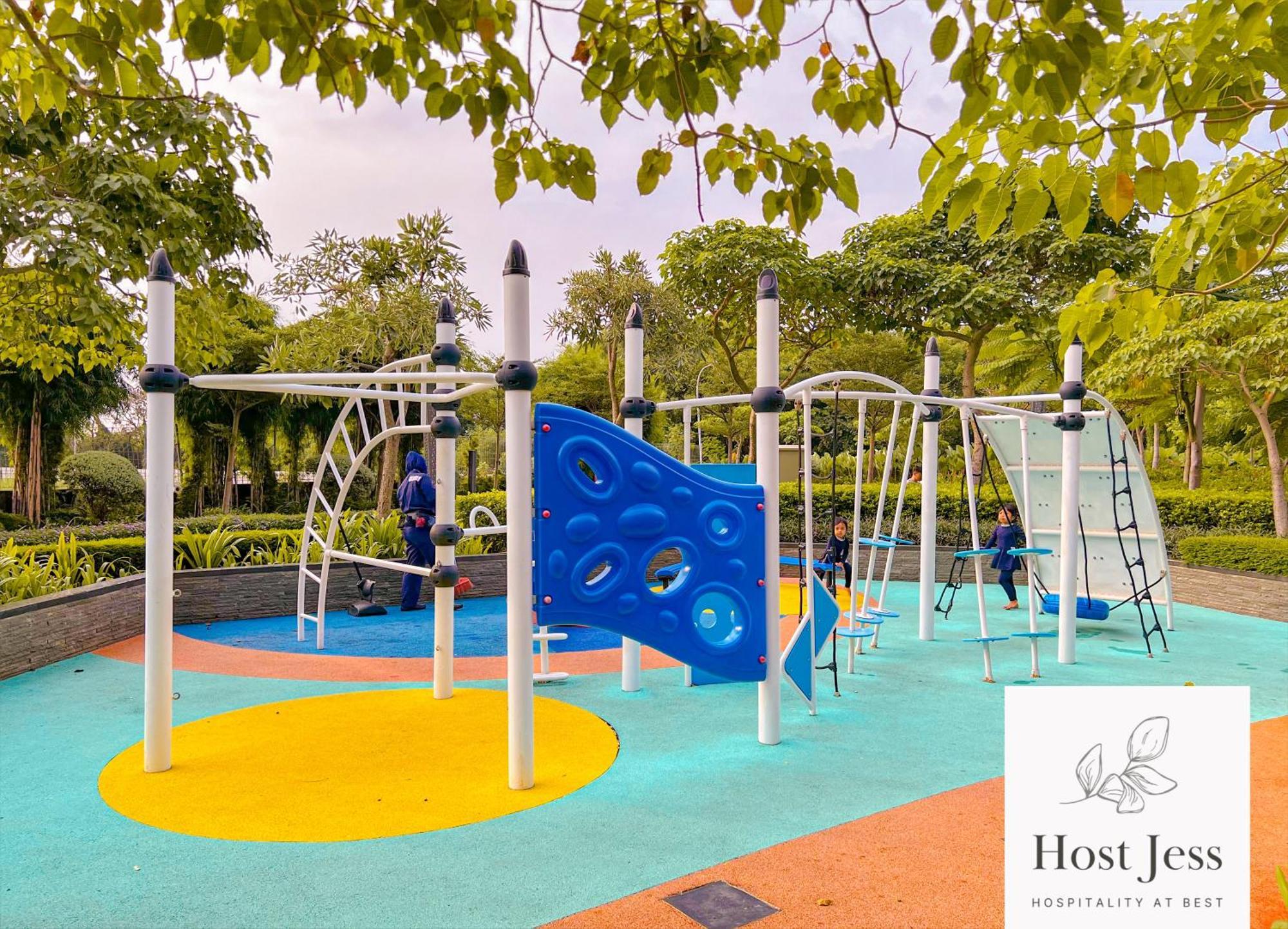 Gold Coast Pik Apartments By Host Jess Jakarta Bagian luar foto