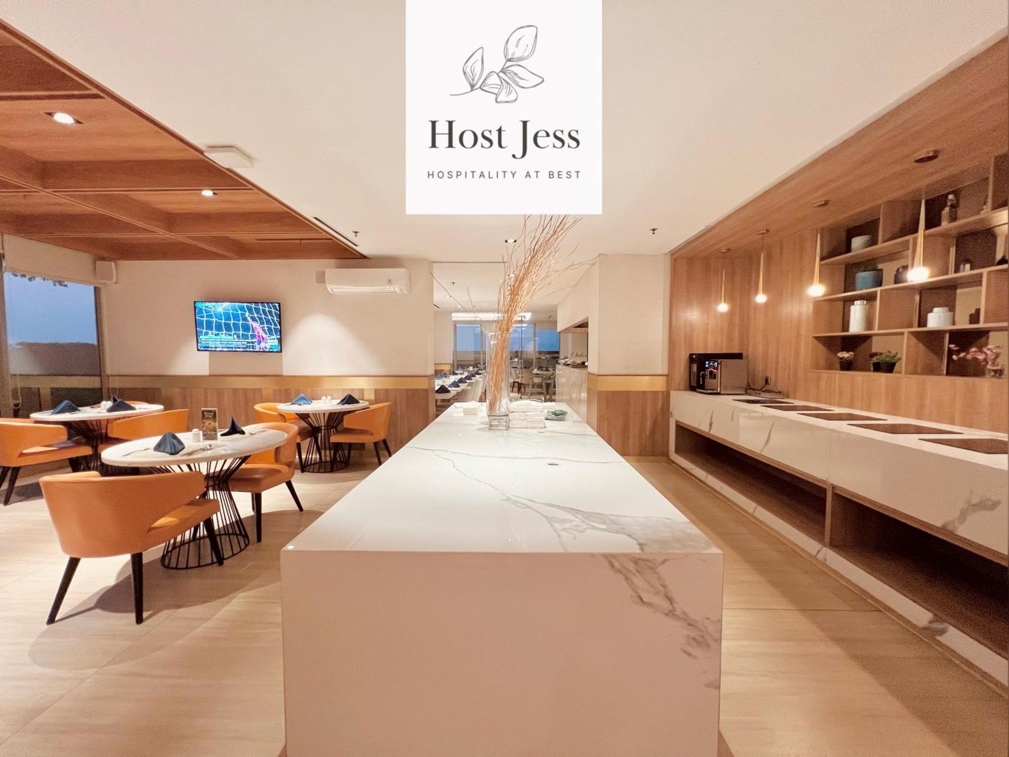 Gold Coast Pik Apartments By Host Jess Jakarta Bagian luar foto