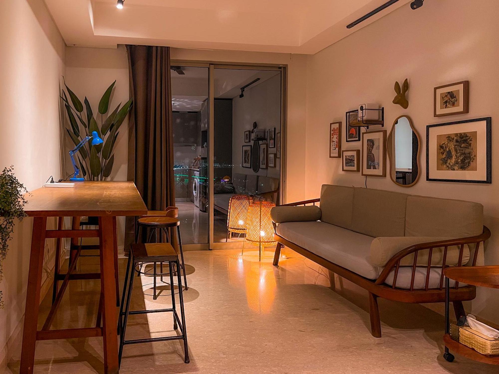 Gold Coast Pik Apartments By Host Jess Jakarta Ruang foto