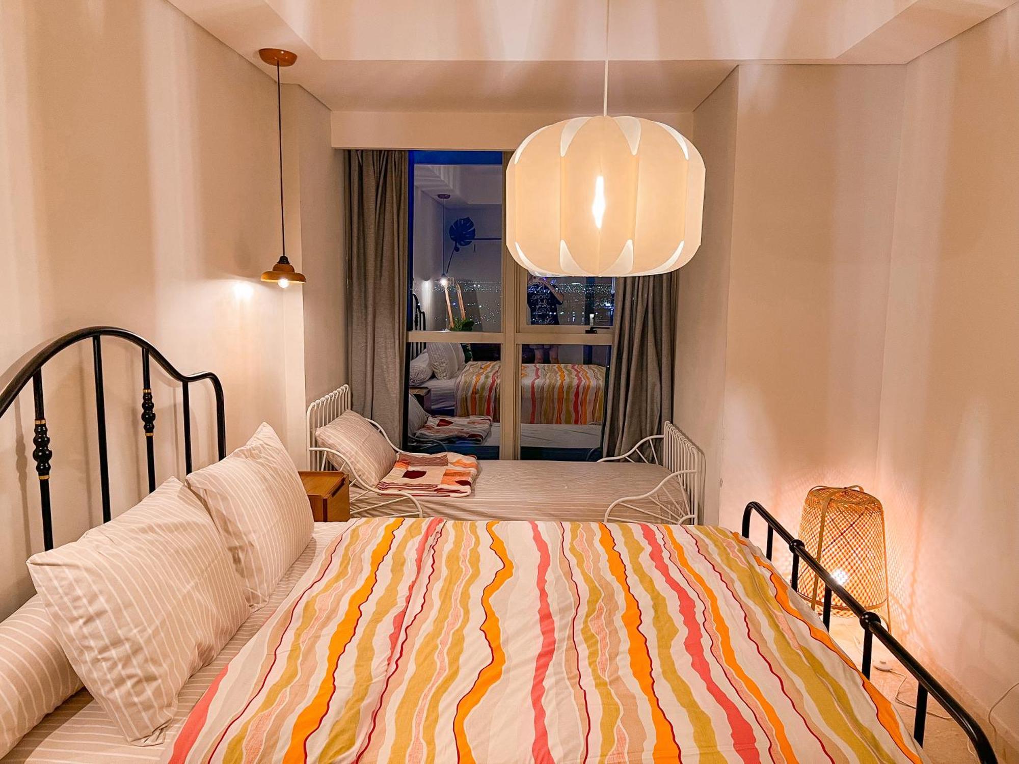 Gold Coast Pik Apartments By Host Jess Jakarta Ruang foto